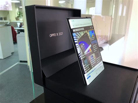 OPPO X 2021 – первые впечатления о смартфоне с раздвижным дисплеем