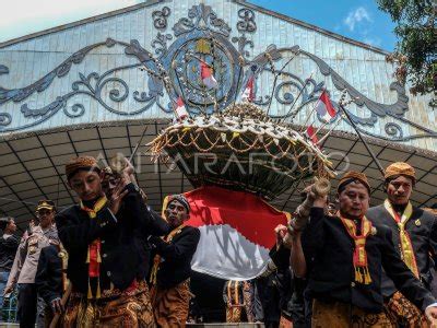 Grebeg Syawal Keraton Solo Antara Foto