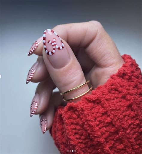 Sweeten Up Your Look With These 45 Candy Cane Nail Designs