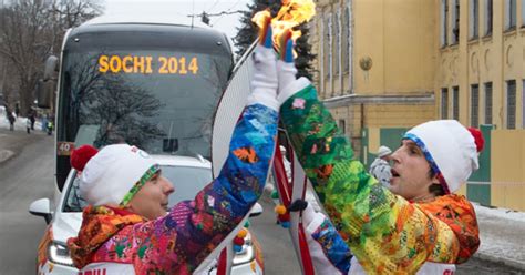 Olympic Torch Relay marks 100th day - Olympic News