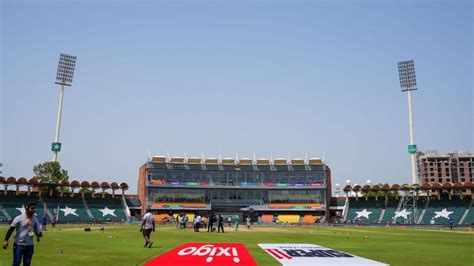 Gaddafi Stadium Lahore Pitch Report For Pak Vs Nz 4th T20i Cricket