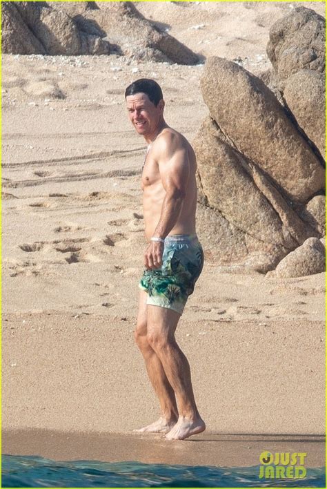 Mark Wahlberg Shows Off His Fit Physique Going Shirtless In Cabo