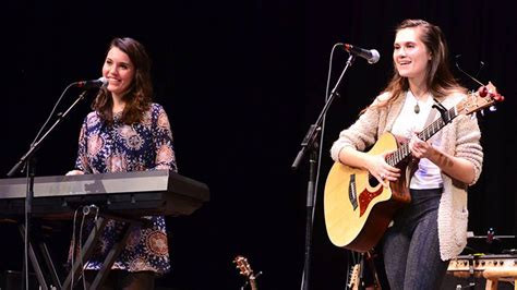 Lily And Madeleine On Mountain Stage