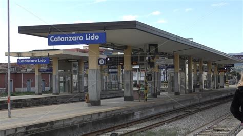 Sospesa La Circolazione Dei Treni Sulla Linea Ferroviaria Lamezia