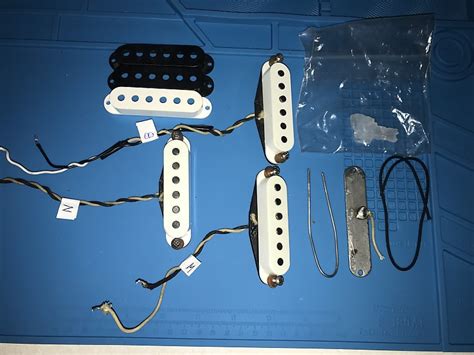 Lindy Fralin Vintage Hot Pickups Full Set Extras Reverb