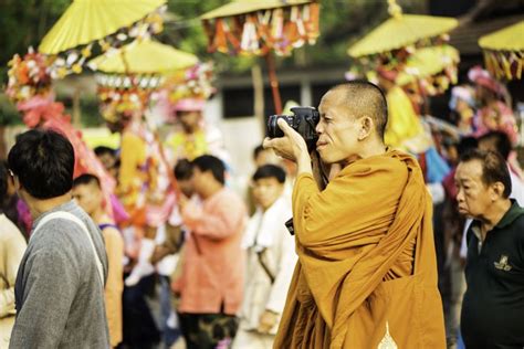 Taking Photos In Thailand How To Be Courteous Chiang Mai Photo