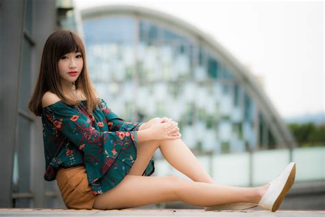 4k Asian Bokeh Brown Haired Hands Legs Sitting Hd Wallpaper