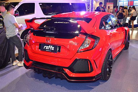 Fondo El Honda Civic Type R Exhibido En Trans Sport Show En Pasay