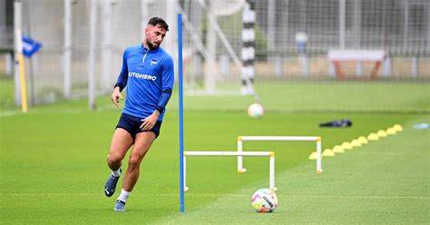 Hertha BSC Marco Richter nach Tumor OP zurück im Mannschaftstraining