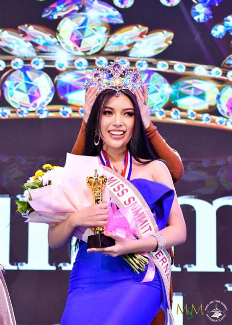 Philippines Nica Zosa Crowned Miss Summit International In Las Vegas