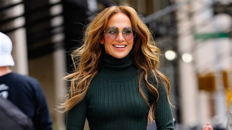 Jennifer Lopez Ense A C Mo Llevar Pantalones De Pinzas En Octubre