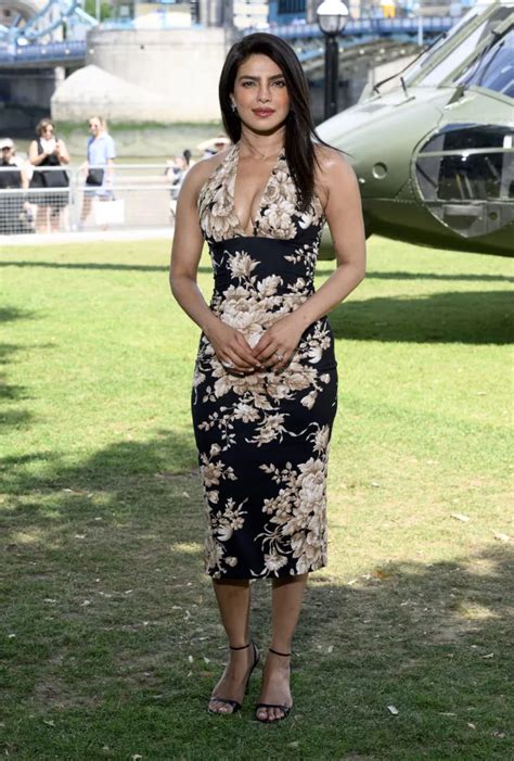 Priyanka Chopra Hot Boobs ThBlog