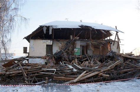 В Ново-Талице снесли дом — Городские вести