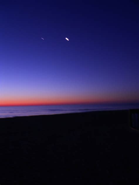 Sunrise. Moon. Venus | Sunrise, Sunrise sunset, Sunset