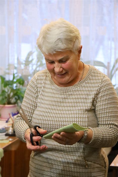 Интинские ветераны собирают для бойцов СВО сухой армейский душ | Комиинформ