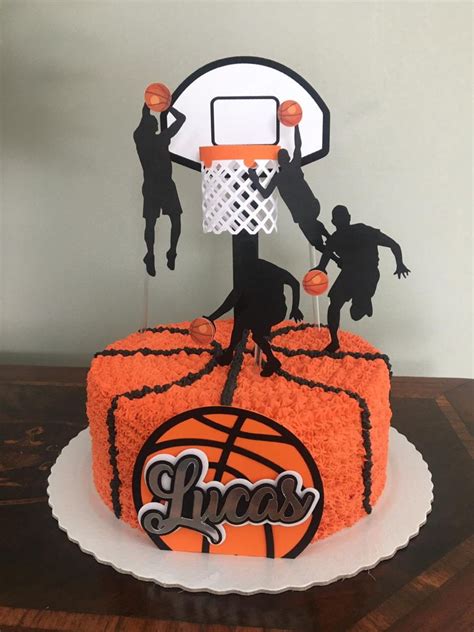 Pin De Vera Diniz Confeitaria Em Personalizadas Bolos De Basquete