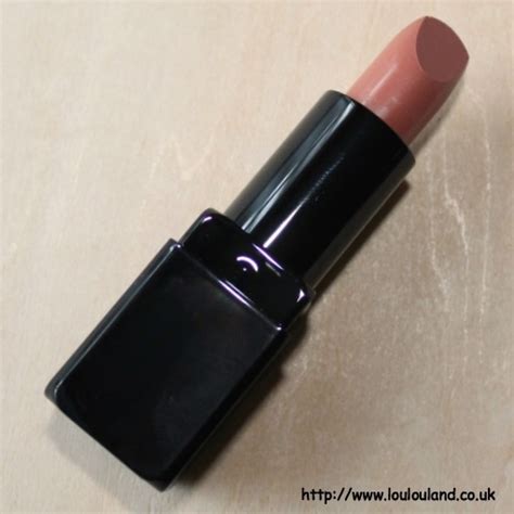 LouLouLand Illamasqua Extinct Go Nude Lip Kit And Birthday Giveaway CLOSED