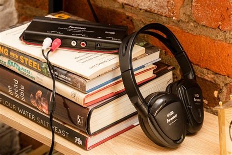 The Best Wireless Tv Headphones For 2021 Reviews By Wirecutter