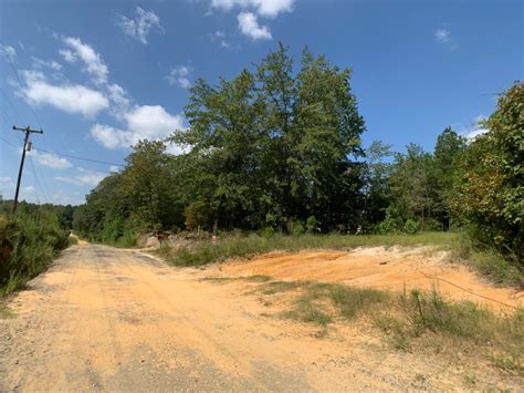 0.63 Acres RAW LAND on Stacey Bridge Rd Tax Map 01122-00-01-032.000