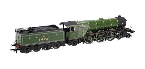 Hornby R30206 Class A1 4 6 2 1472 In LNER Lined Apple Green 1923