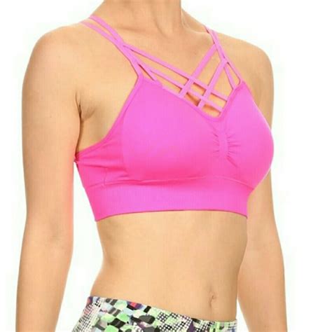 Off Other Front Strappy Criss Cross Sports Bra From Ladybug S