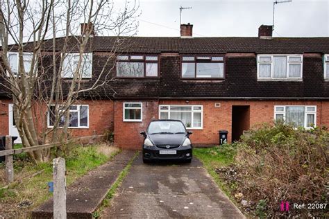 3 Bed Terraced House For Sale In Challender Avenue Henbury Bristol