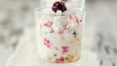 Eton Mess Aux Cerises Facile Et Rapide D Couvrez Les Recettes De