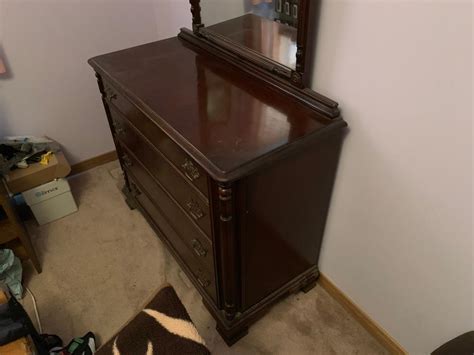 Lot Vintage Wood Dresser With Mirror