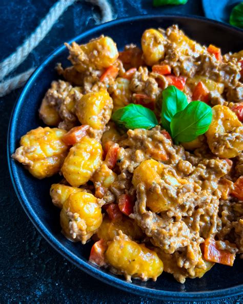 Gnocchi Pfanne Mit Hackfleisch Und Paprika