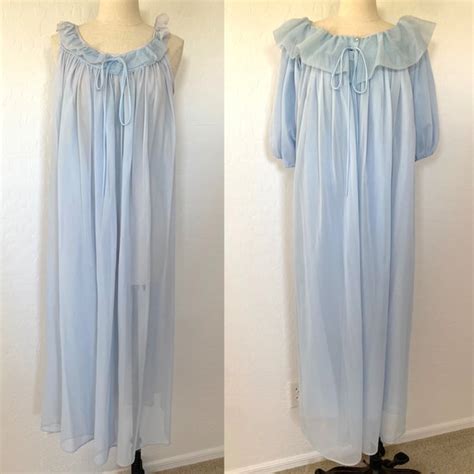 Vintage 60s Peignoir Set Gem