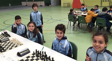 Los Equipos Del Colegio Mantienen Sus Opciones En El Campeonato De