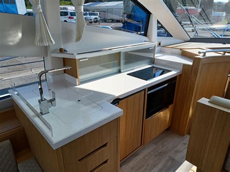 Galeon Skydeck Aventuraboats Sk