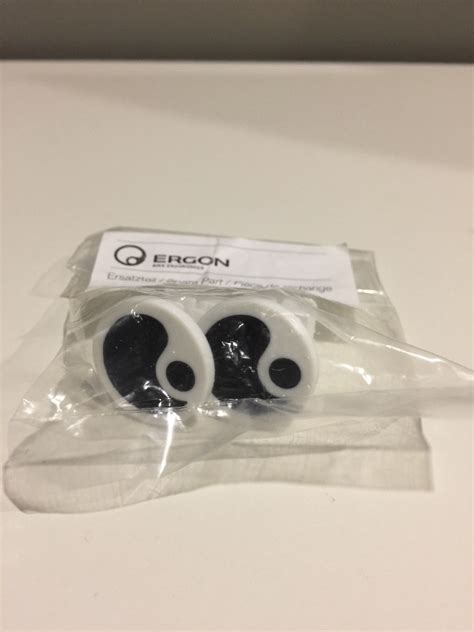 Ergon End Plugs For GA2 GA2 Fat GA3 GA20 GA30 Black Sports