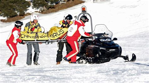 M Lltaler Gletscher Skifahrer Blieb Nach Kollision Bewusstlos Auf