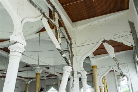 40 2004 Earthquake Indonesia Stock Photos Pictures And Royalty Free