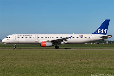 Sas Scandinavian Airlines Airbus A Oy Kbe Photo