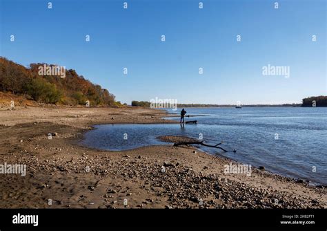 Mississippi River Low Water Levels Hi Res Stock Photography And Images