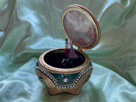 Anastasia Music Box