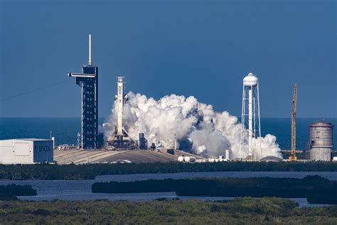 Spacex Wystrzeli Rakiet Falcon Heavy Przed Sobotnim Startem