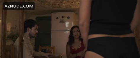 SARA SANZ Nude AZNude