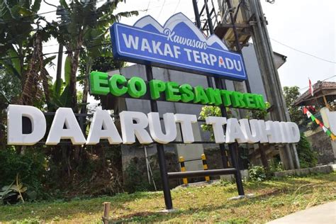 Eco Pesantren Daarut Tauhiid Model Aset Wakaf Produktif Pondok