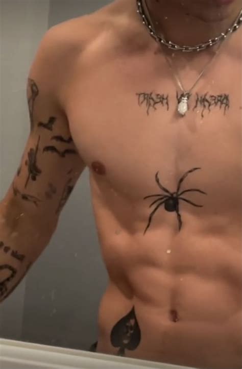 Vinnie Hacker Spider Tattoo Hand Tattoos Tattoos For Guys