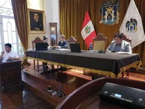 Trujillo Concejo Provincial Suspende En El Cargo A Alcalde Provincial