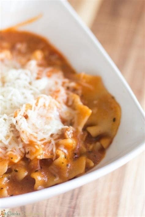 Easy Slow Cooker Lasagna Soup