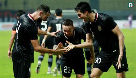 Foto Gol Jordi Amat Jadi Penyelamat Timnas Indonesia Pada Laga Kedua