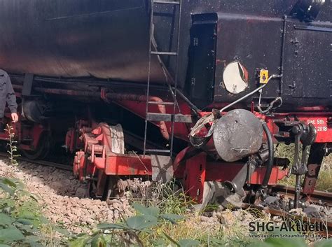 Stadthagen Schwerer Verkehrsunfall Zwischen Traktor Und Dampflok Else