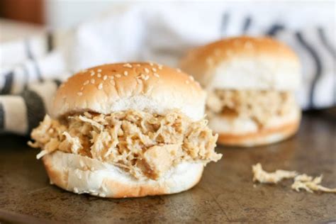 Crockpot Shredded Chicken Sandwiches Classic Ohio Recipe