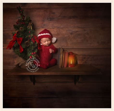 Christmas baby portraits: How I created these ‘Elf on the shelf’ images ...