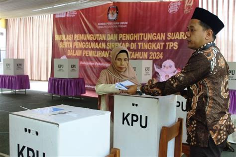 KPU Kabupaten Pekalongan Gelar Simulasi Pemungutan Dan Penghitungan