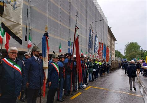 Adunata Alpini Ad Udine Meloni Questo Significa Amore Di Patria